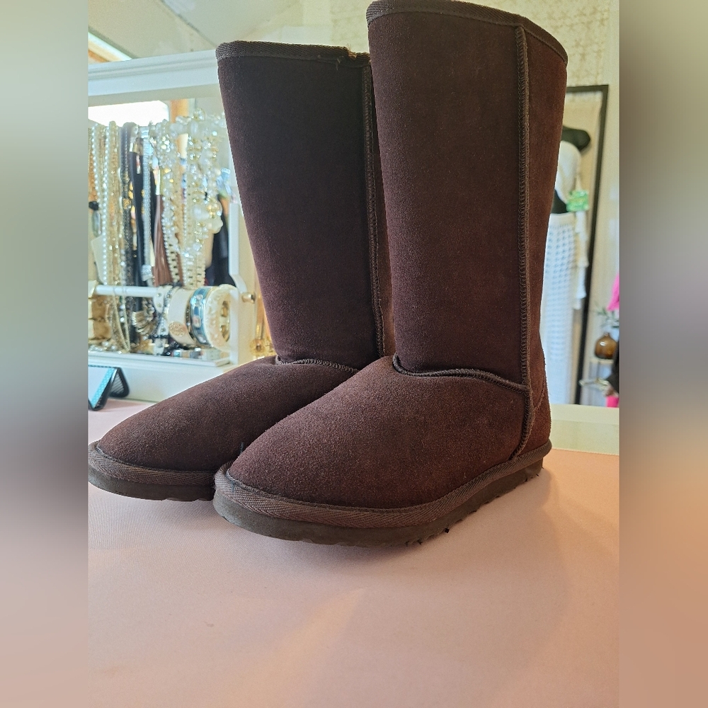 UGGS!!